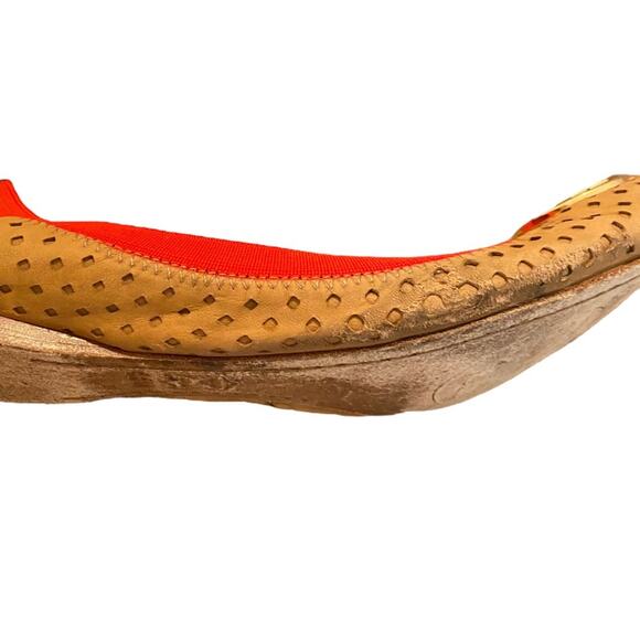 Tory Burch Size 6.5 Caroline tan flats with red elastic trim and golden logo - Picture 7 of 16